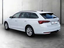 Škoda Octavia Combi Selection TSI mHEV DSG in Moon-Weiß Metallic