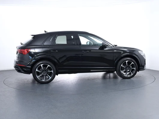 Bild eines Q3 35 TDI admired