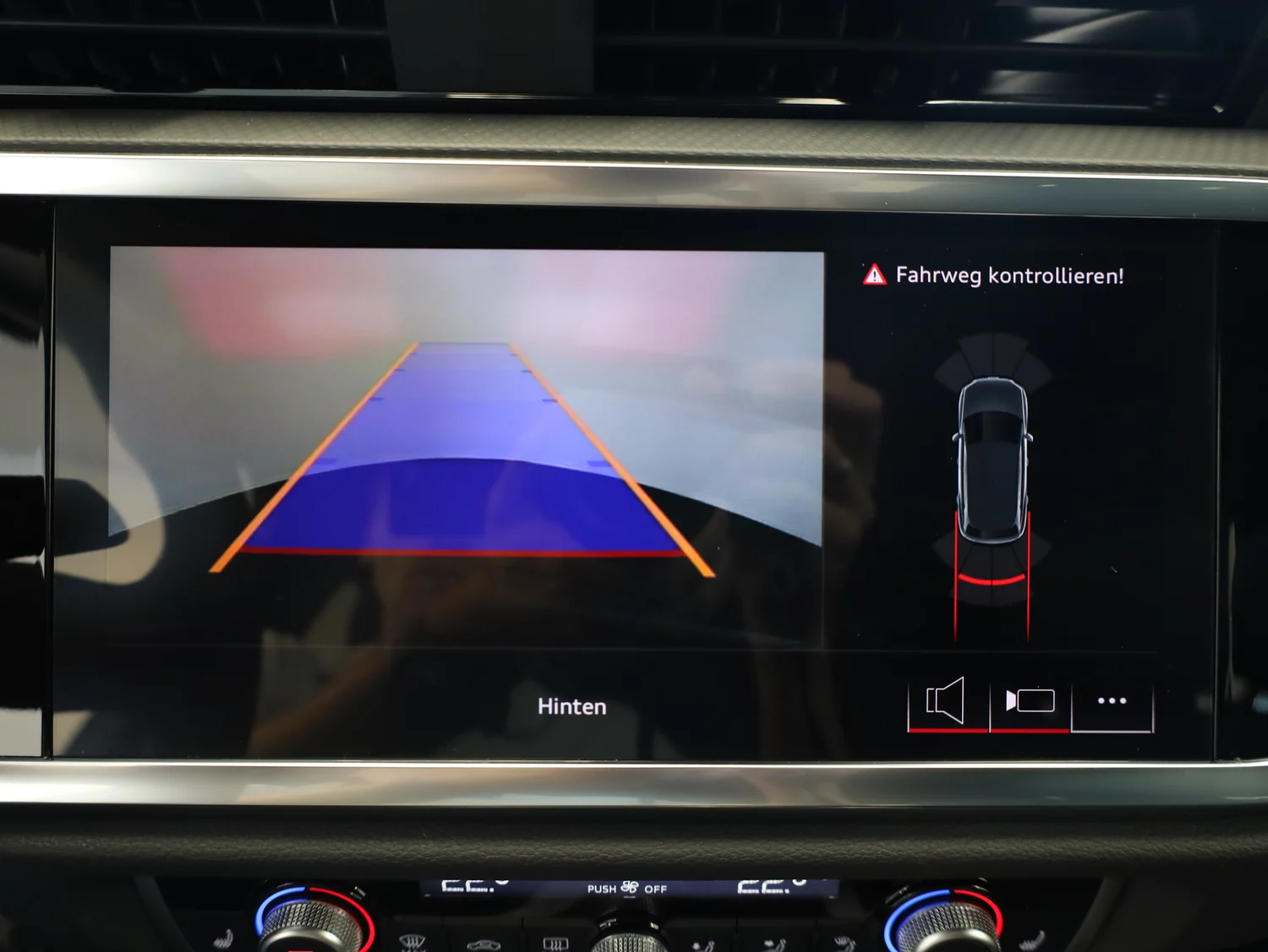 Bild eines Q3 35 TDI admired