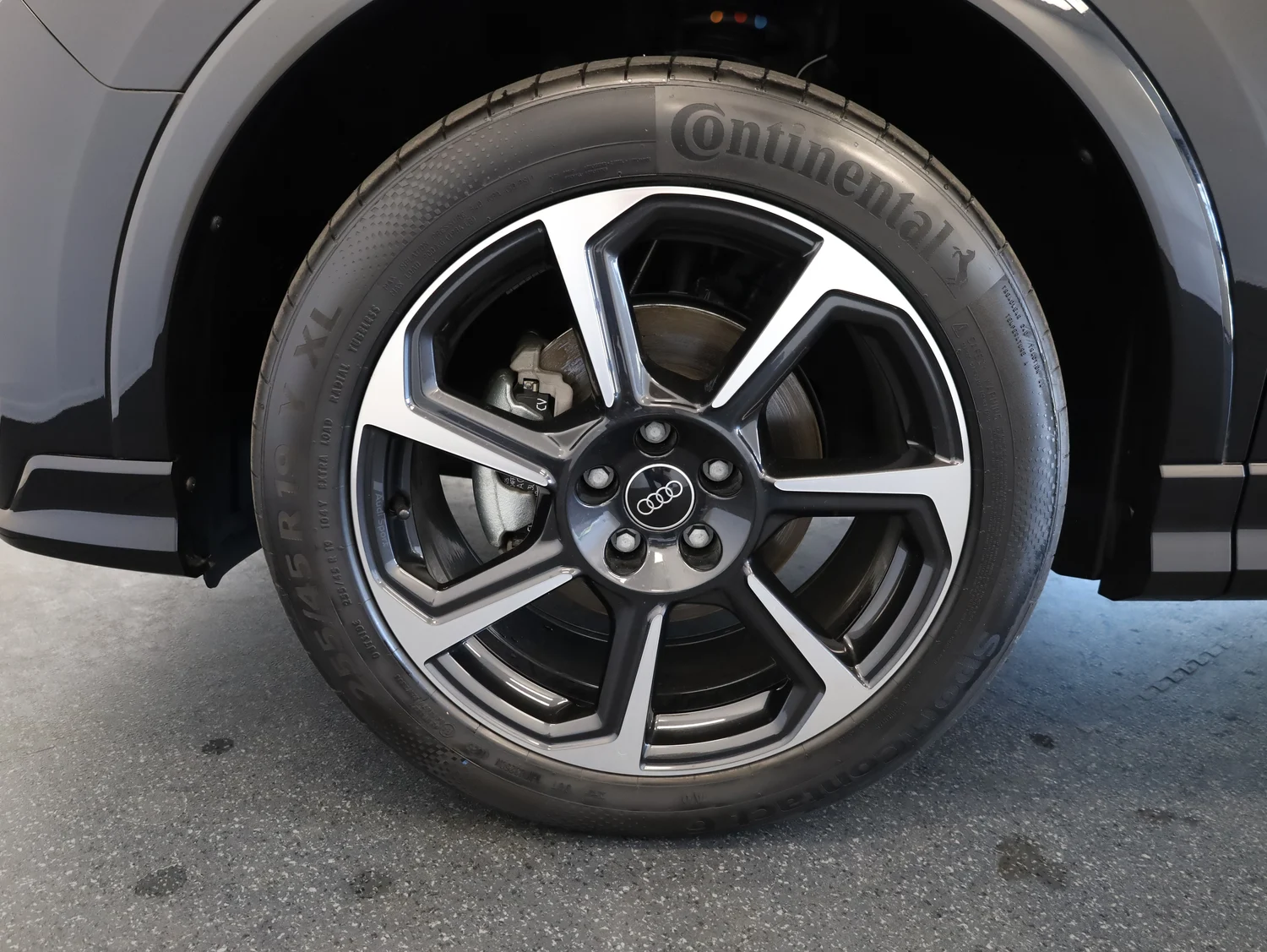 Bild eines Q3 35 TDI admired
