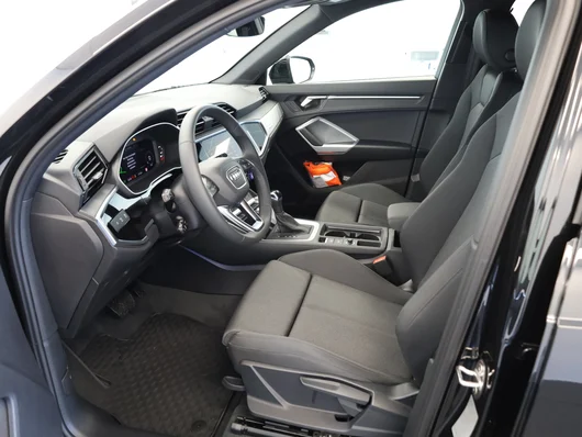 Bild eines Q3 35 TDI admired