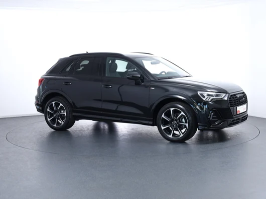 Bild eines Q3 35 TDI admired