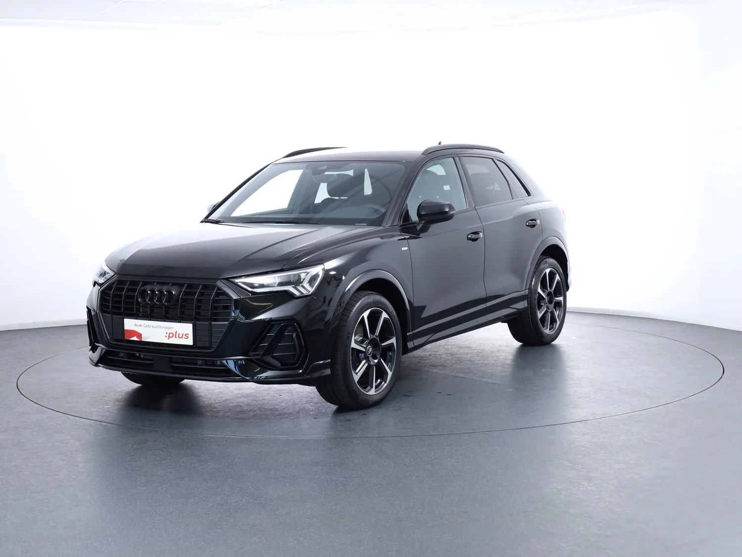 Bild eines Q3 35 TDI admired