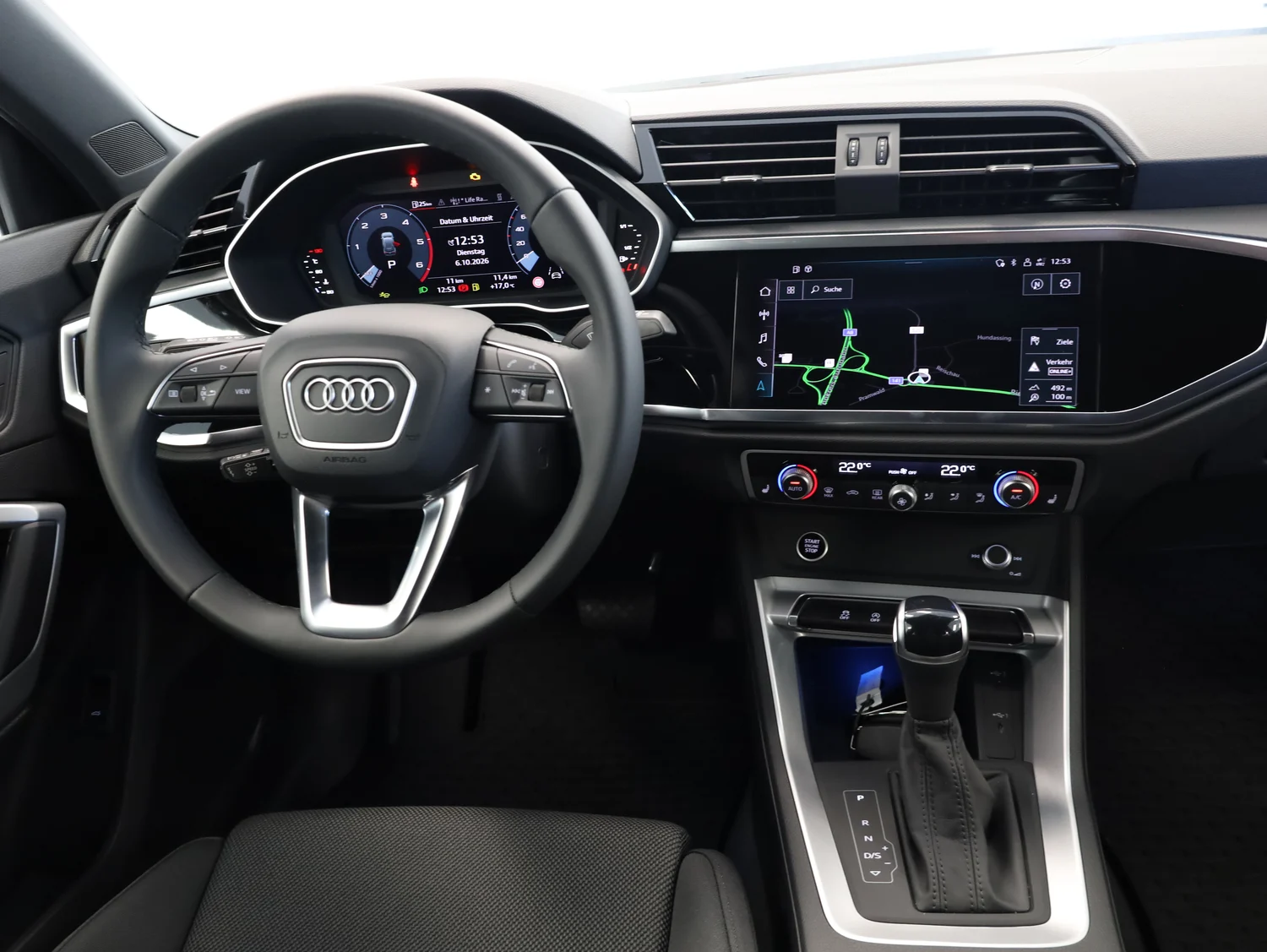 Bild eines Q3 35 TDI admired