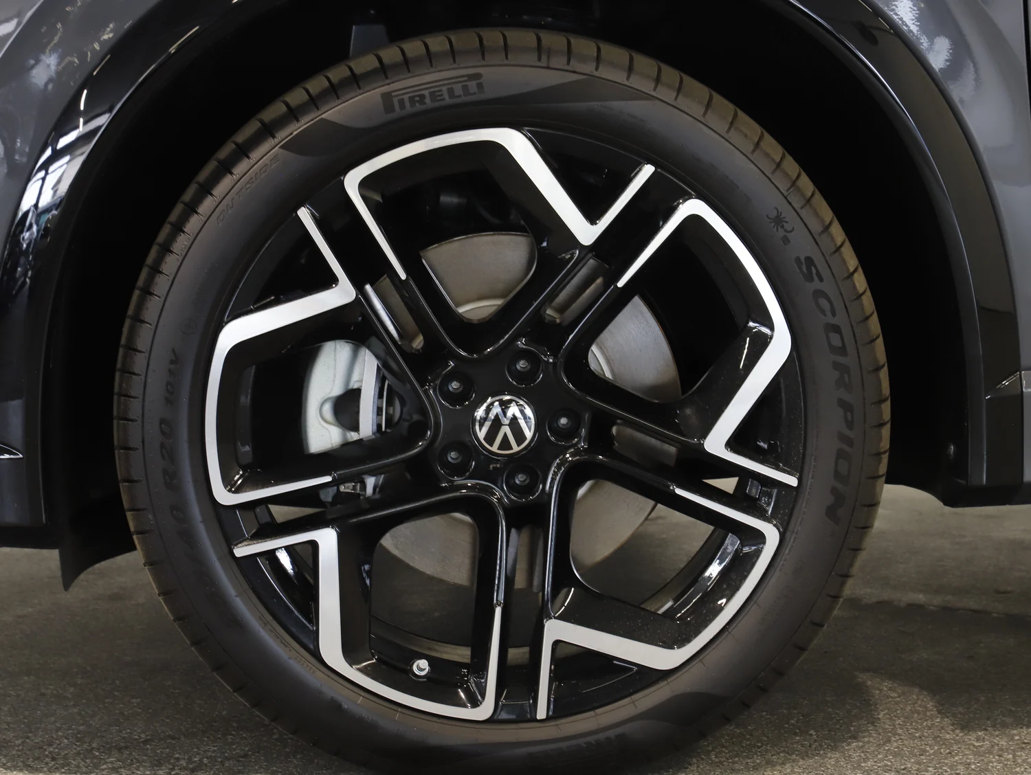 Bild eines VW Tiguan Sport eHybrid DSG 200 kW