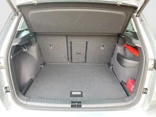 Škoda Karoq Selection TSI in Smokey Diamond-Silber Metallic