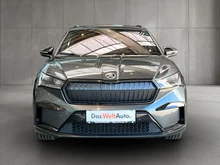 Škoda Enyaq Sportline 80 in Quarz-Grau Metallic