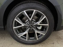 Thumbnail-Foto von Fahrzeug