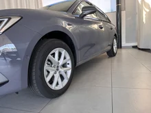 SEAT Leon SP Kombi FR 1.5 eTSI DSG 115 PS in Graphene-Grau