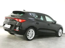 SEAT Leon Style 2.0 TDI in 0E Mitternachtsschwarz