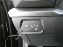SEAT Leon Style 2.0 TDI in 0E Mitternachtsschwarz