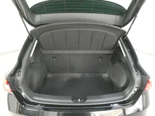 SEAT Leon Style 2.0 TDI in 0E Mitternachtsschwarz