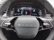 Škoda Kamiq Selection TSI in Black-Magic Perleffekt