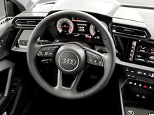 Audi A3 Sportback 30 TFSI in Arkonaweiss