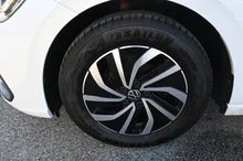 VW Polo Life TSI in Pure White