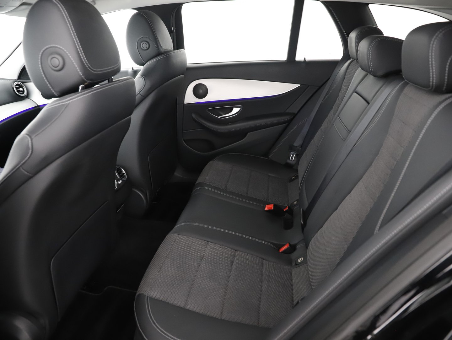 Mercedes E 300 de PHEV T 4Matic Aut. | Bild 26 von 35