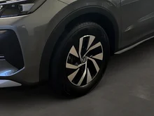 VW T-Roc Life eTSI DSG in Wolf Grey