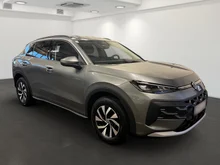 VW T-Roc Life eTSI DSG in Wolf Grey