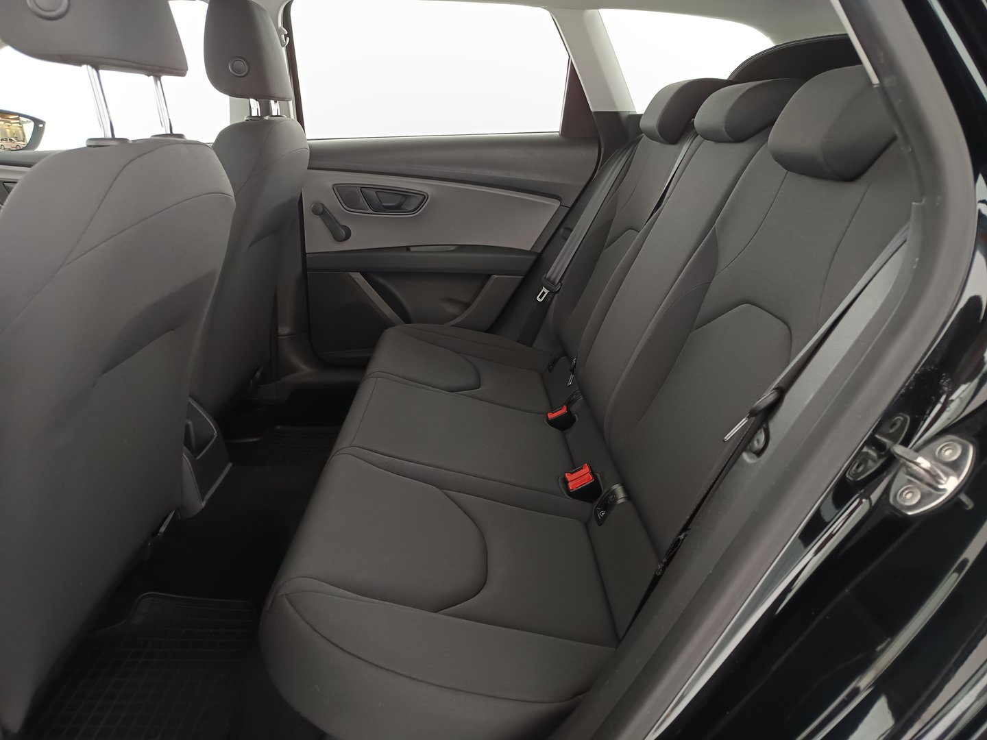 SEAT Leon Kombi Reference TDI | Bild 28 von 31