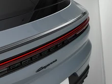 Porsche Cayenne E-Hybrid Coupé in ARKTIKGRAU