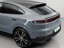 Porsche Cayenne E-Hybrid Coupé in ARKTIKGRAU