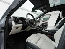Porsche Cayenne E-Hybrid Coupé in ARKTIKGRAU