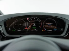 Porsche Cayenne E-Hybrid Coupé in ARKTIKGRAU