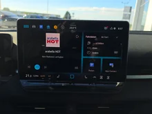 VW T-Roc Life eTSI DSG in Flame Red Dach Black Uni