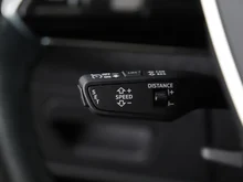 Audi A6 Avant 35 TDI Design in MYTHOSSCHWARZ METALLIC