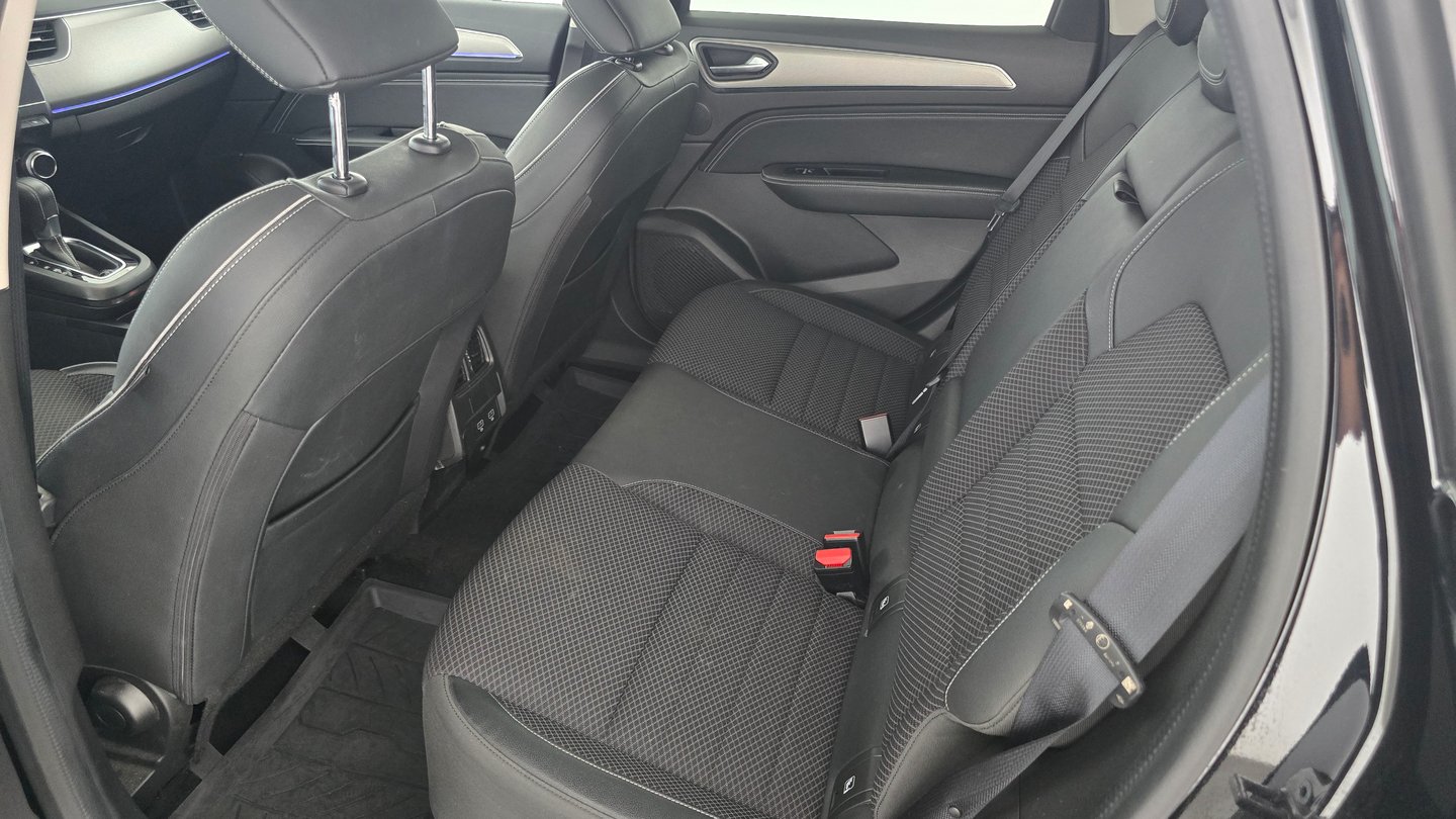 Renault Arkana TCe 140 EDC PF Intens Aut. | Bild 21 von 24