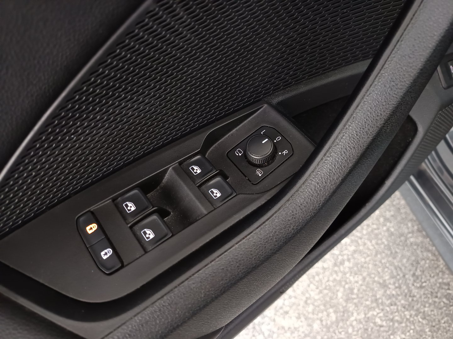 Škoda OCTAVIA Style TDI DSG | Bild 11 von 31