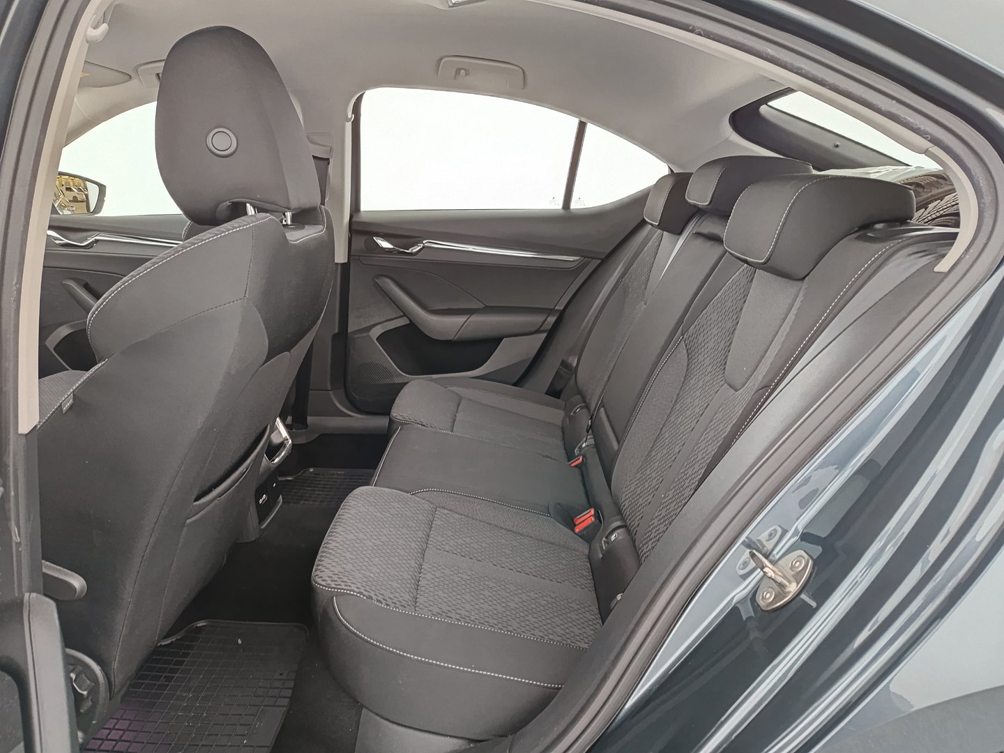 Škoda OCTAVIA Style TDI DSG | Bild 28 von 31