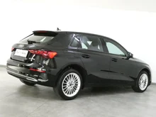 Audi A3 Sportback 30 TFSI advanced in A2 Brillantschwarz