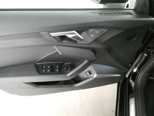 Audi A3 Sportback 30 TFSI advanced in A2 Brillantschwarz