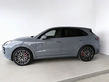 Porsche Cayenne S E-Hybrid in arktikgrau