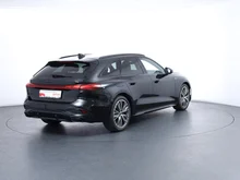 Audi A5 Avant TFSI in Mythosschwarz Metallic