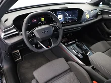 Audi A5 Avant TFSI in Mythosschwarz Metallic
