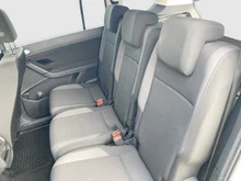 VW Touran TDI in 8E Reflexsilber Metallic