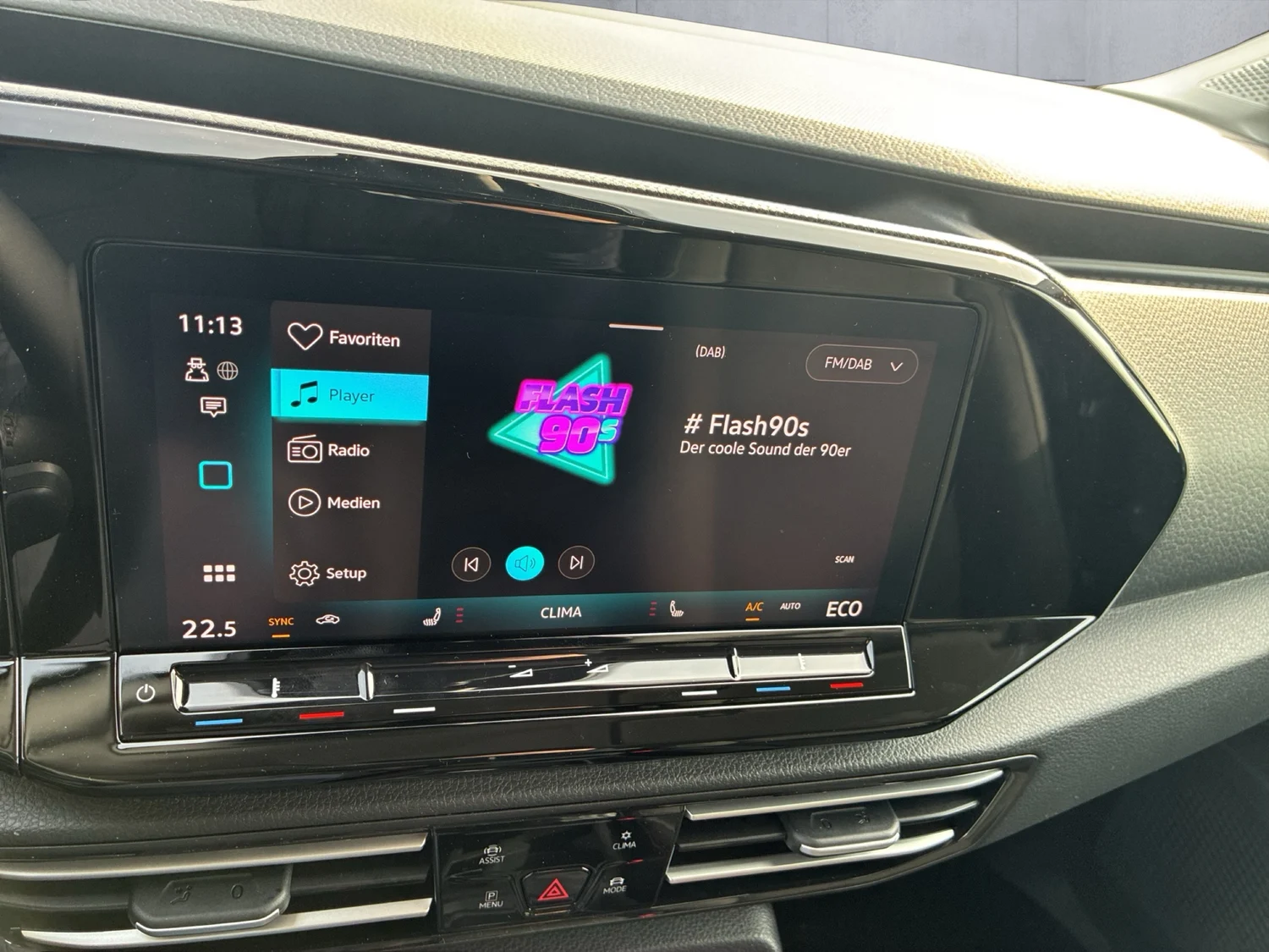 Bild eines VW Caddy Style eHybrid 110 kW