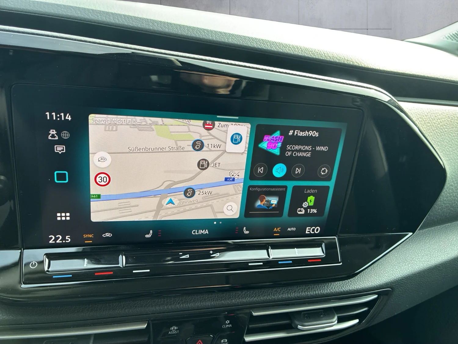 Bild eines VW Caddy Style eHybrid 110 kW