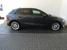 Audi A3 Sportback 35 TFSI advanced ext. in MANHATTANGRAU METALLIC