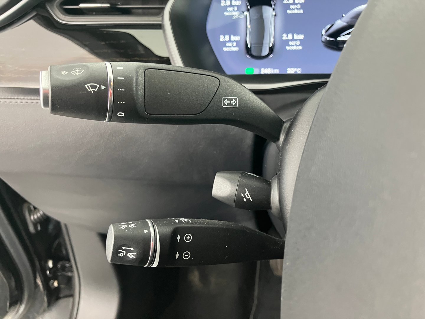 Tesla Model S 75kWh (mit Batterie) | Bild 6 von 22
