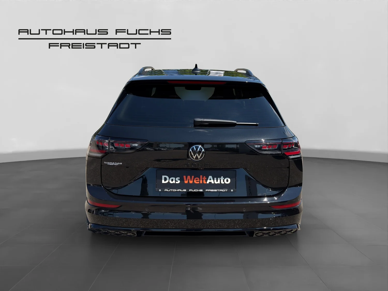 Bild eines VW Golf Variant R-Line TDI DSG