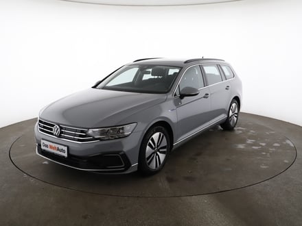 VW Passat GTE Variant