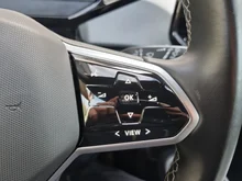 VW ID.3 Pro Performance Go 150 kW in Mondsteingrau Dach schwarz