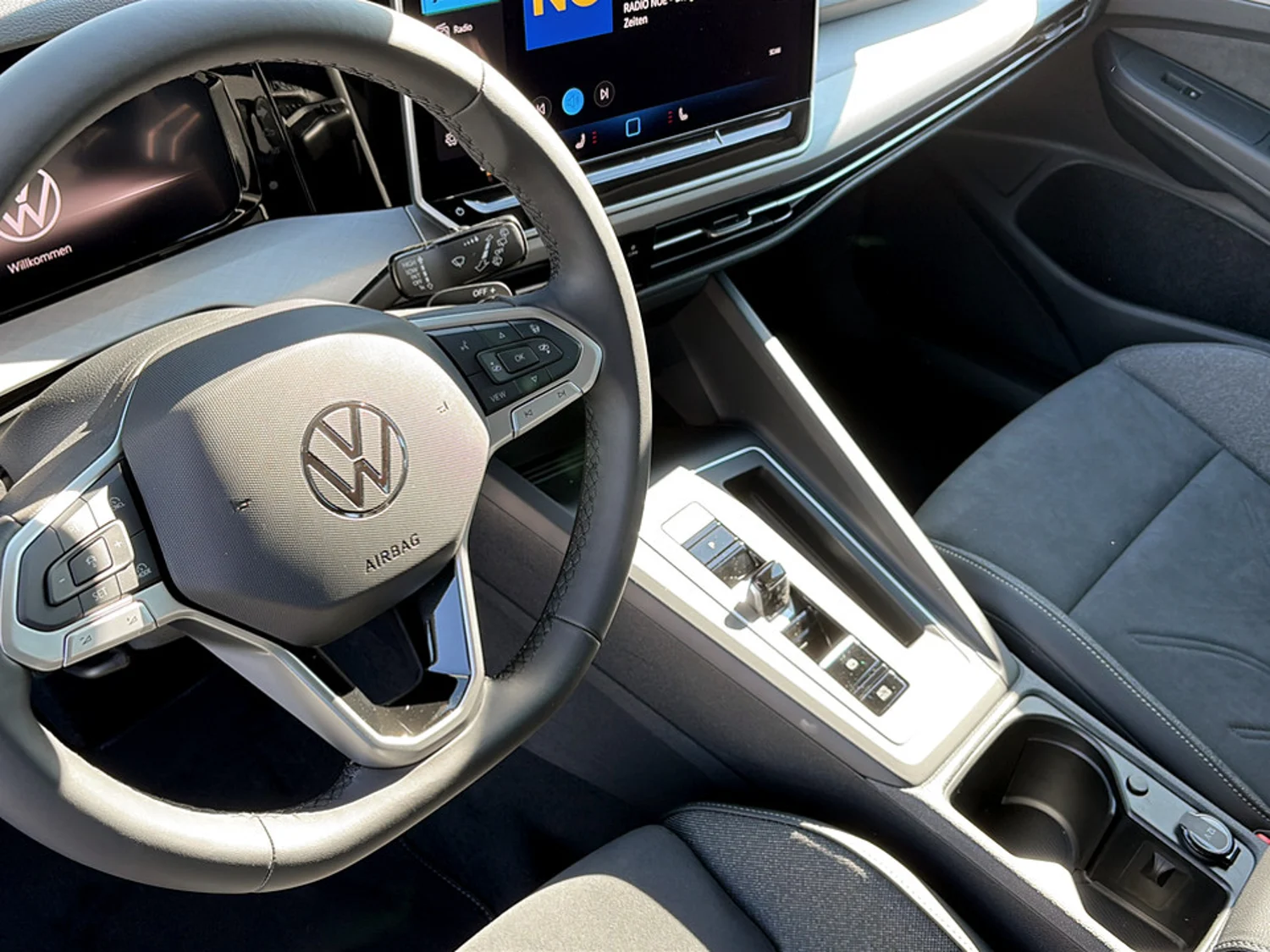 Bild eines VW Golf Rabbit mHEV DSG