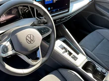 VW Golf Rabbit mHEV DSG in Delfingrau Metallic