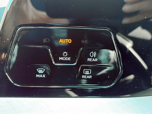 Bild eines VW Golf Rabbit mHEV DSG