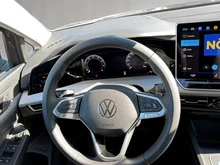 VW Golf Rabbit mHEV DSG in Delfingrau Metallic