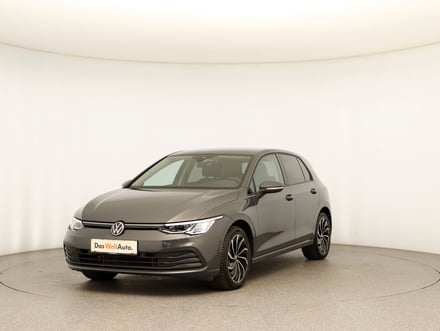 VW Golf Life TSI